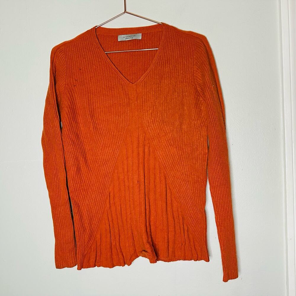 D EXTERIOR Burnt Orange Lone Sleeve V Neck Ribbed Sweater Size Medium